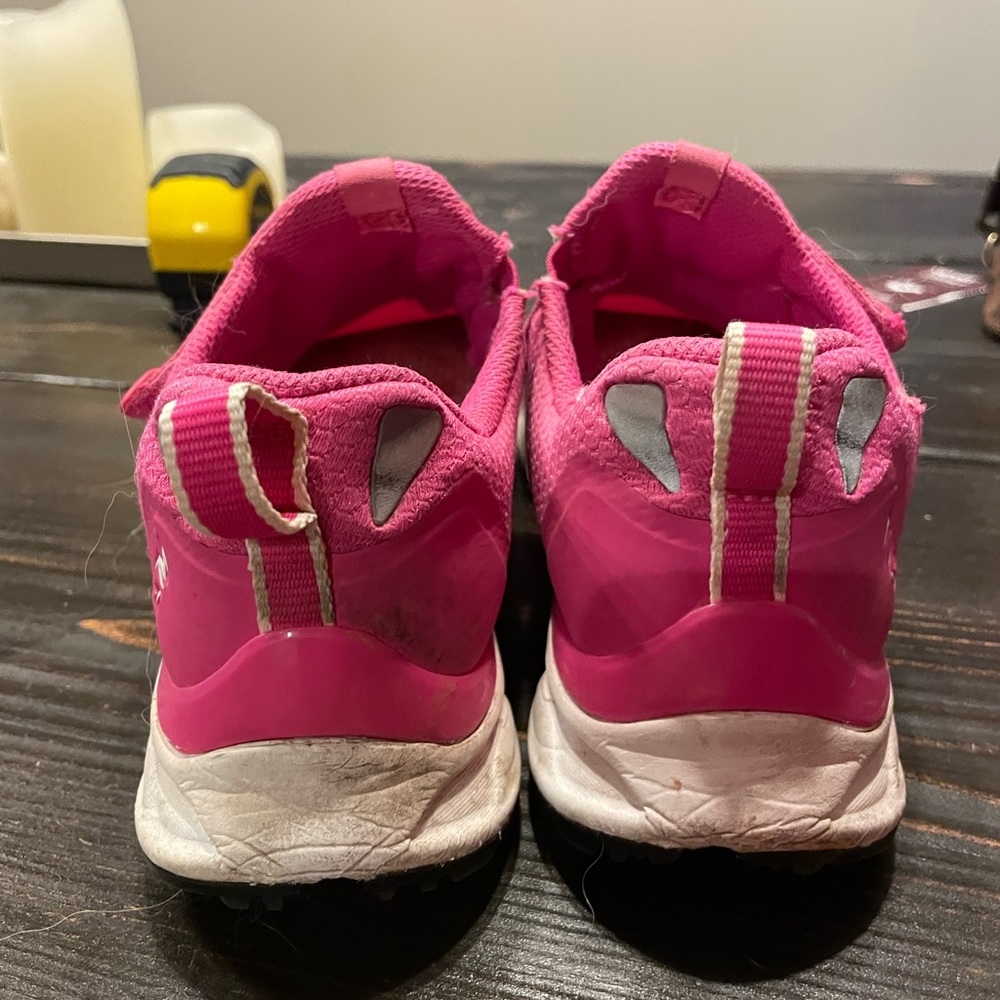 Pink tiem cycling shoes
